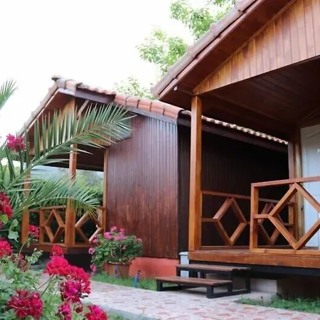 Πανσιόν Plaj Çıralı